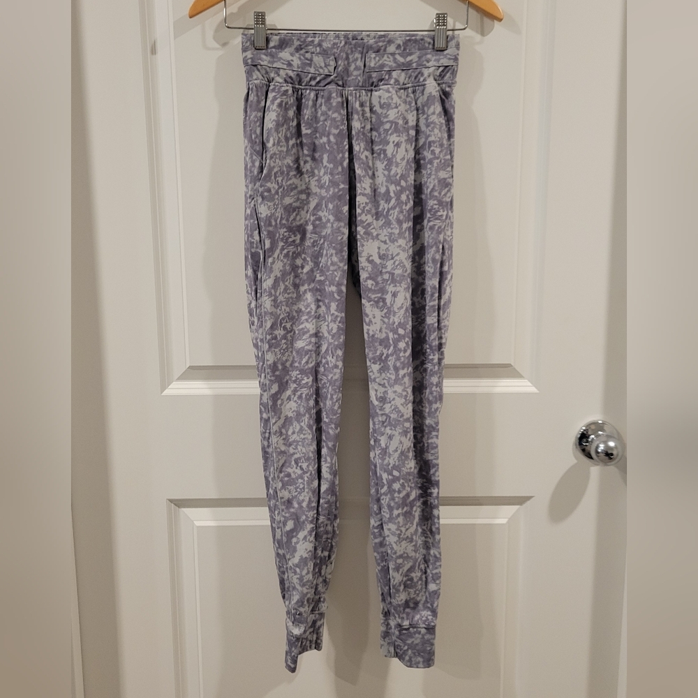 Salty Honey Jogger Size Small